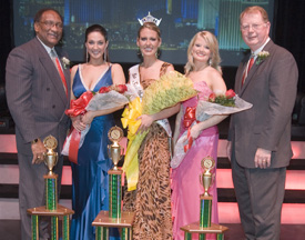 President Moffett, VP Yates and Miss Southeastern 2006 winners