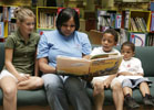 Shawanda Benton reads to children