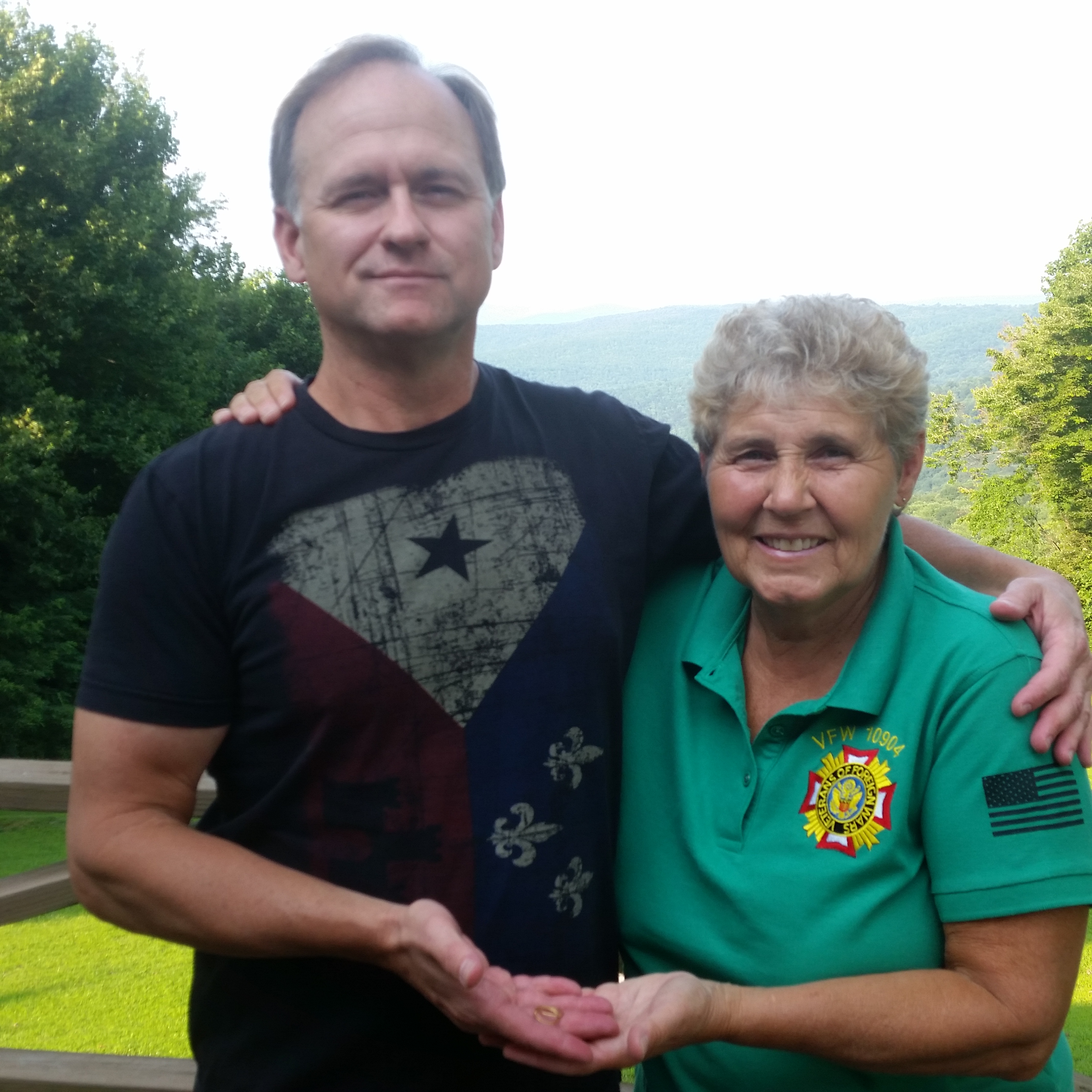 Dan presents the ring to Kimberly near her home in Tennessee.