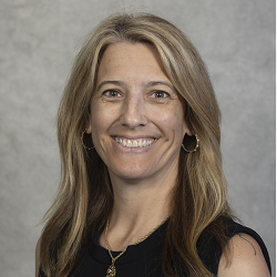 Headshot of Lisa Pardue