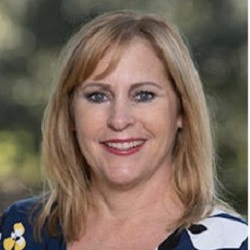 Headshot of Angela Wood