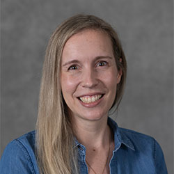 Erin Rode-Fiorello headshot picture.