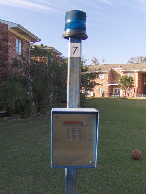 Phone 7 - Village Courtyard