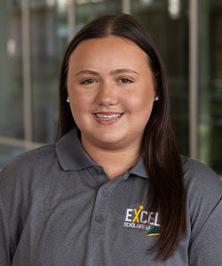 Headshot of Brianna Bergeron