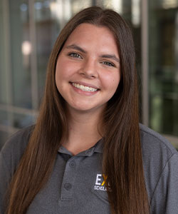 Headshot of Halle Harrell