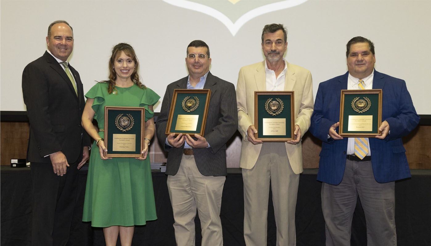 President's Awards for Excellence winners with President Wainwright.