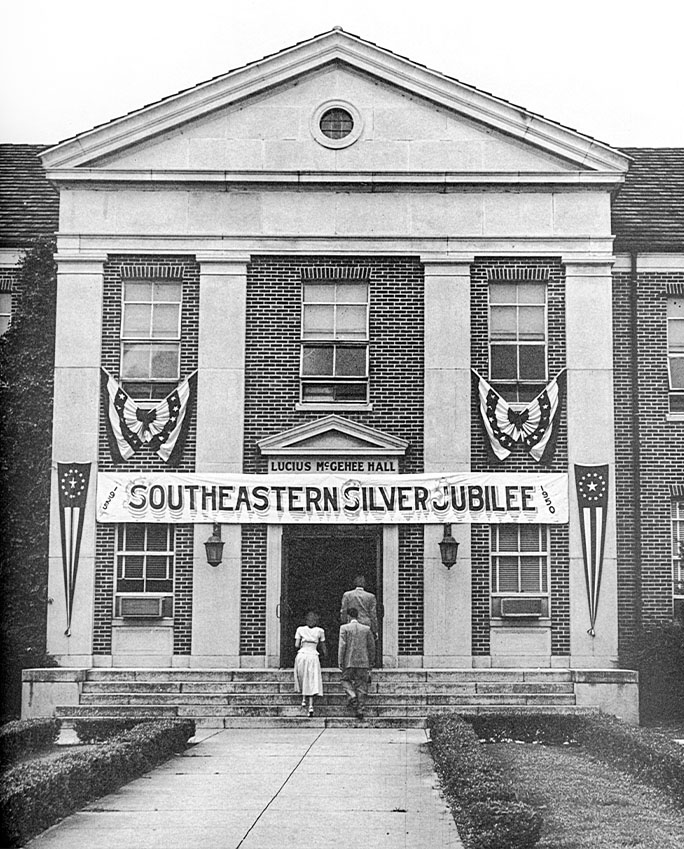 Outside of McGehee Hall during Southeastern's Silver Jubilee.