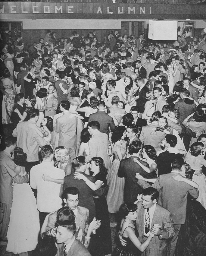 Inside of McGehee Hall during Southeastern's Silver Jubilee.