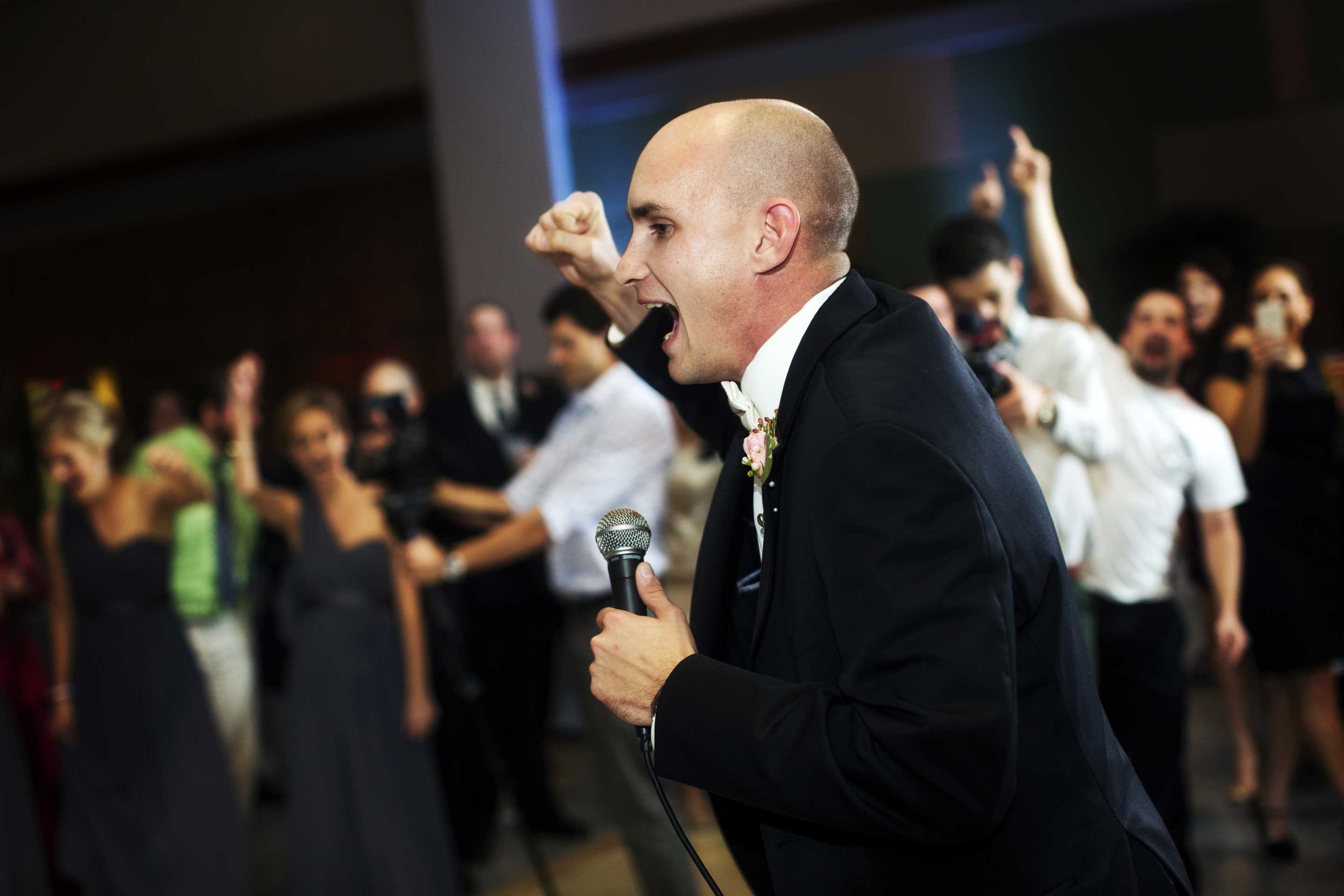 Lucassinging