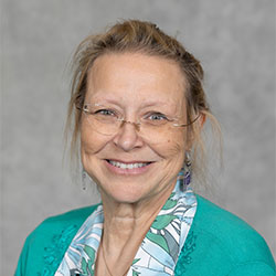 Headshot of Robin Brou Hatheway