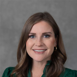 Headshot of Alicia Winborn