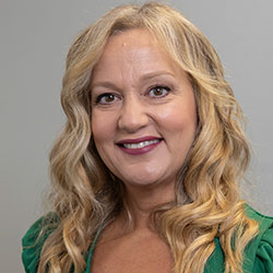 karen-romero-headshot